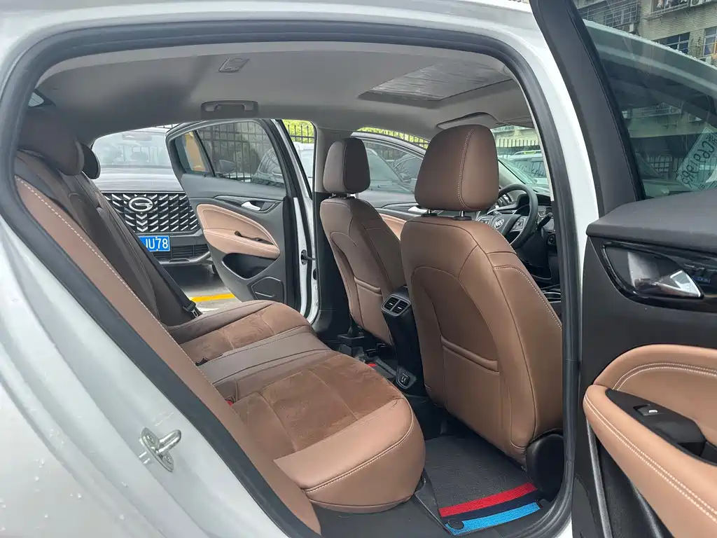 Buick Regal — фото 8