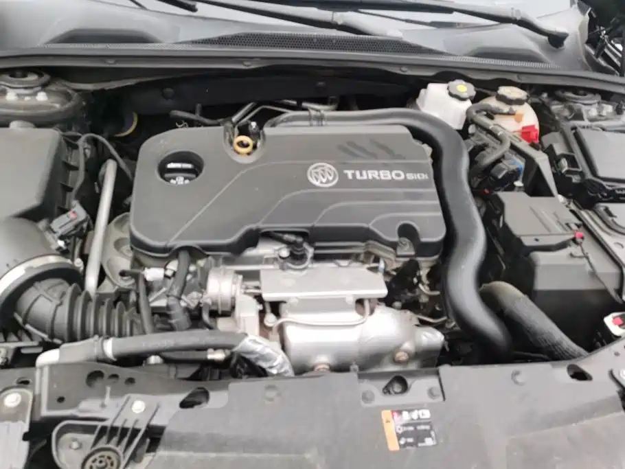Buick Regal — фото 10