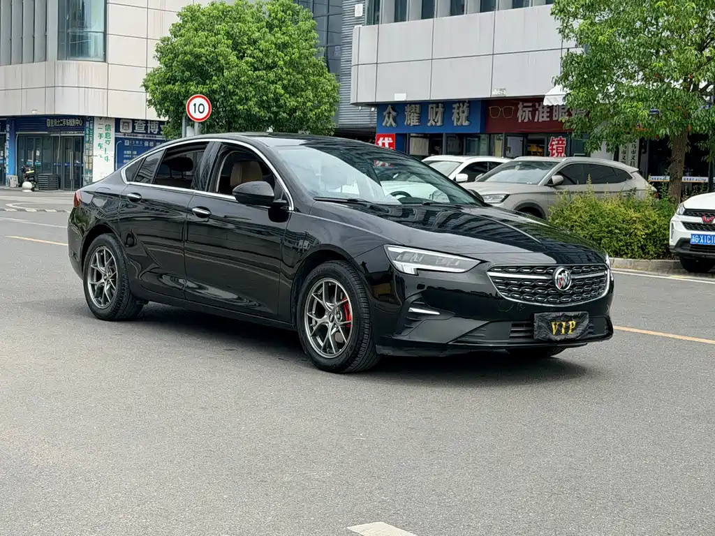 Buick Regal — фото 3