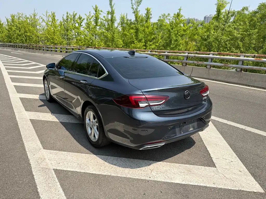 Buick Regal — фото 7