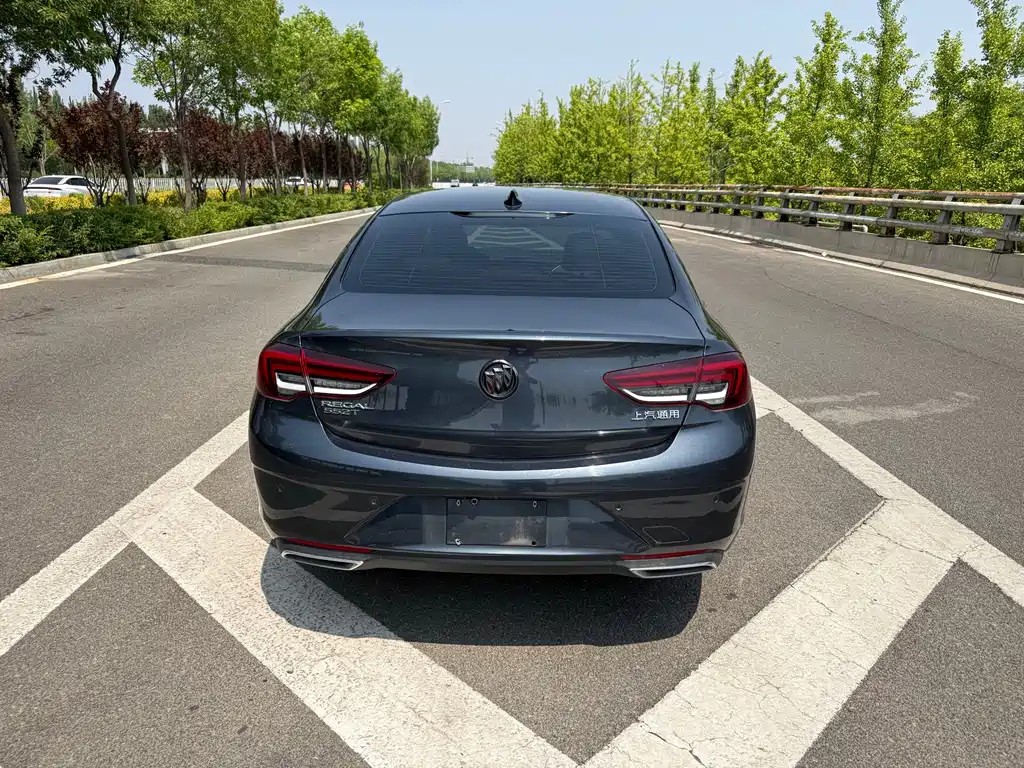Buick Regal — фото 8