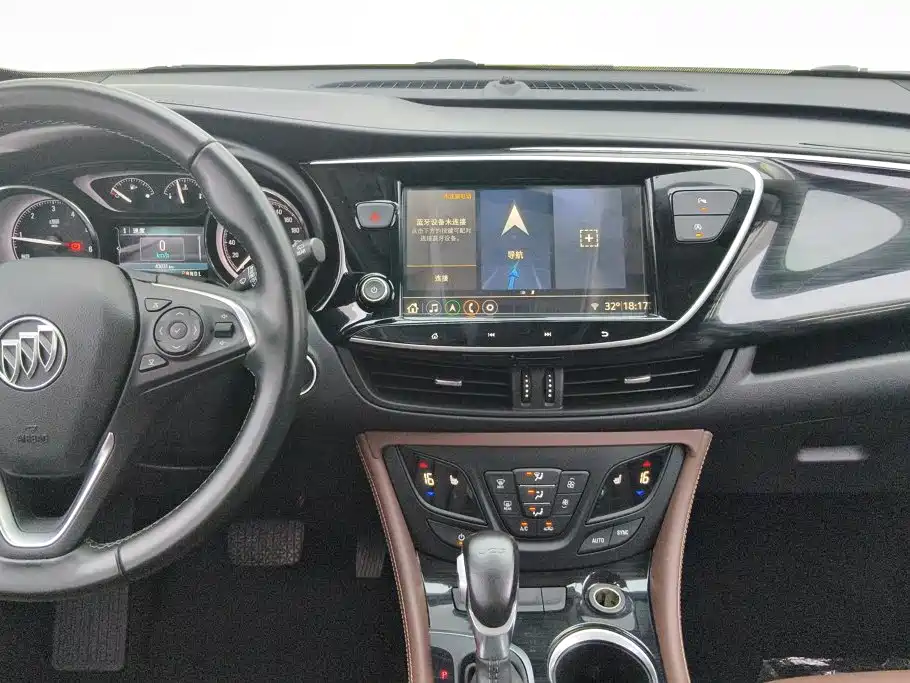 Buick Envision Plus — фото 13