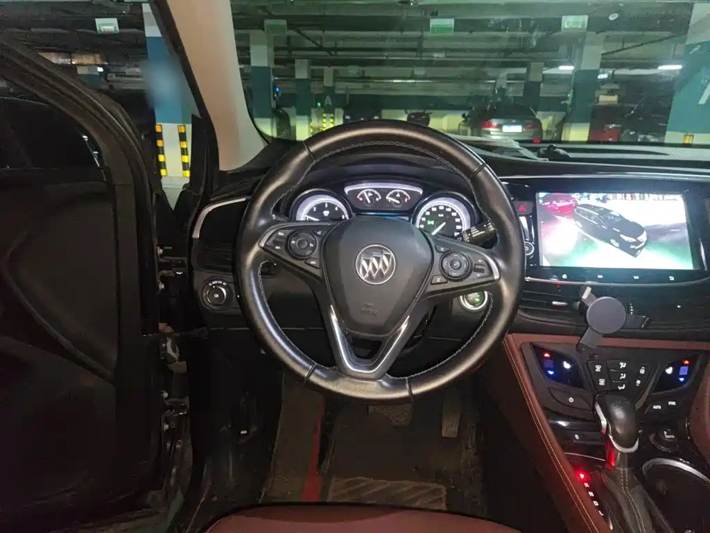Buick Envision Plus — фото 13