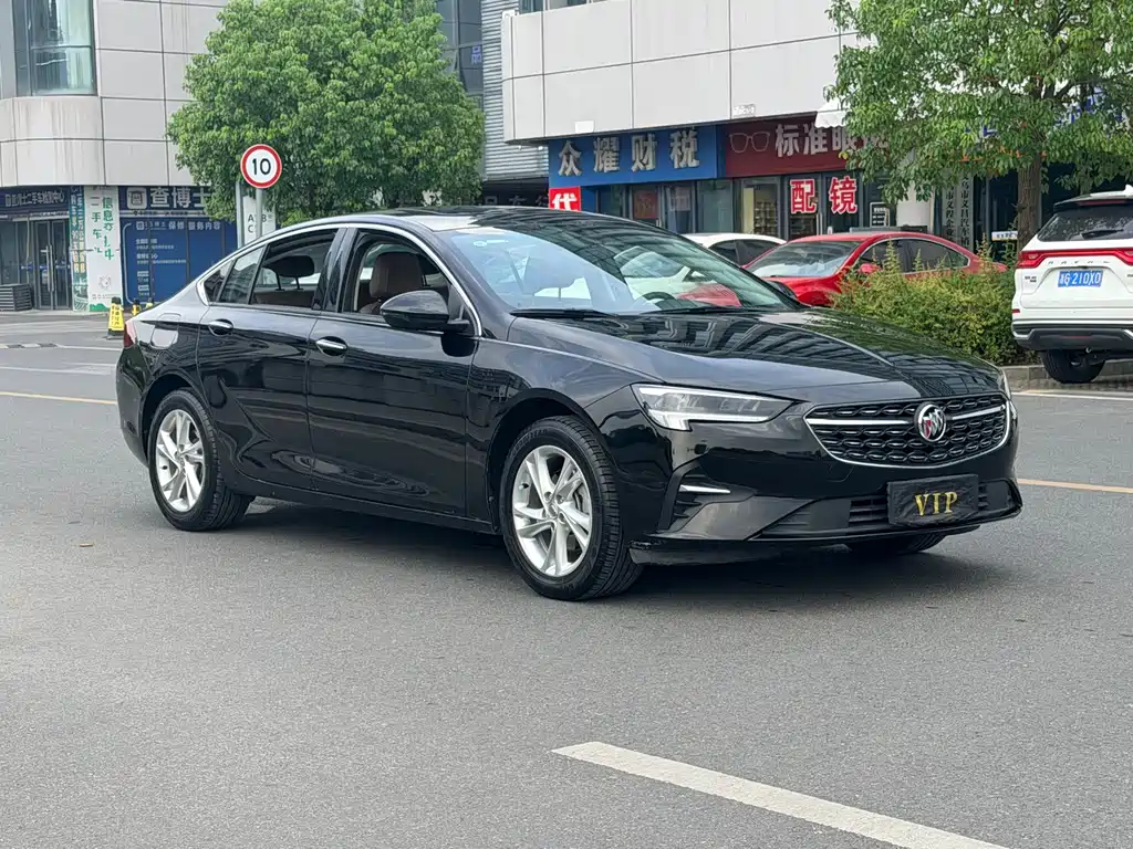 Buick Regal — фото 3