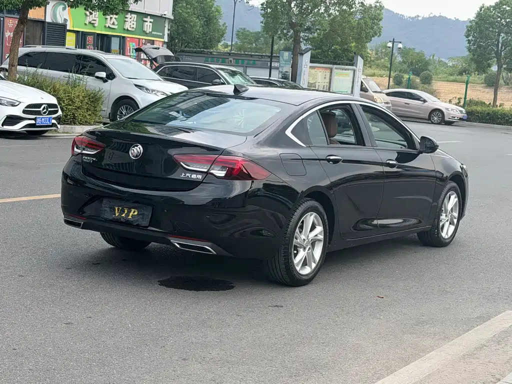 Buick Regal — фото 4