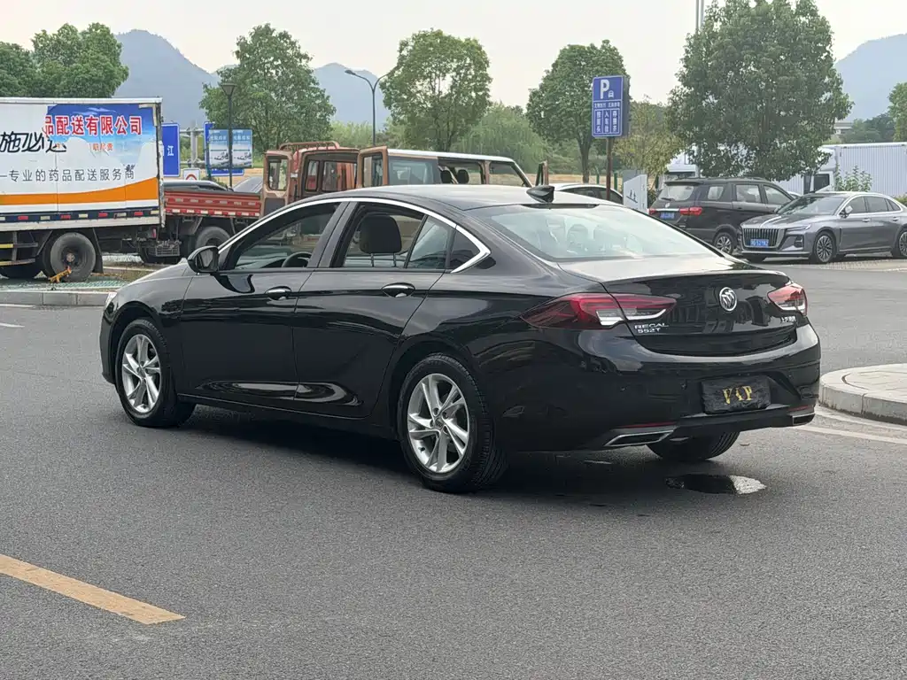 Buick Regal — фото 6