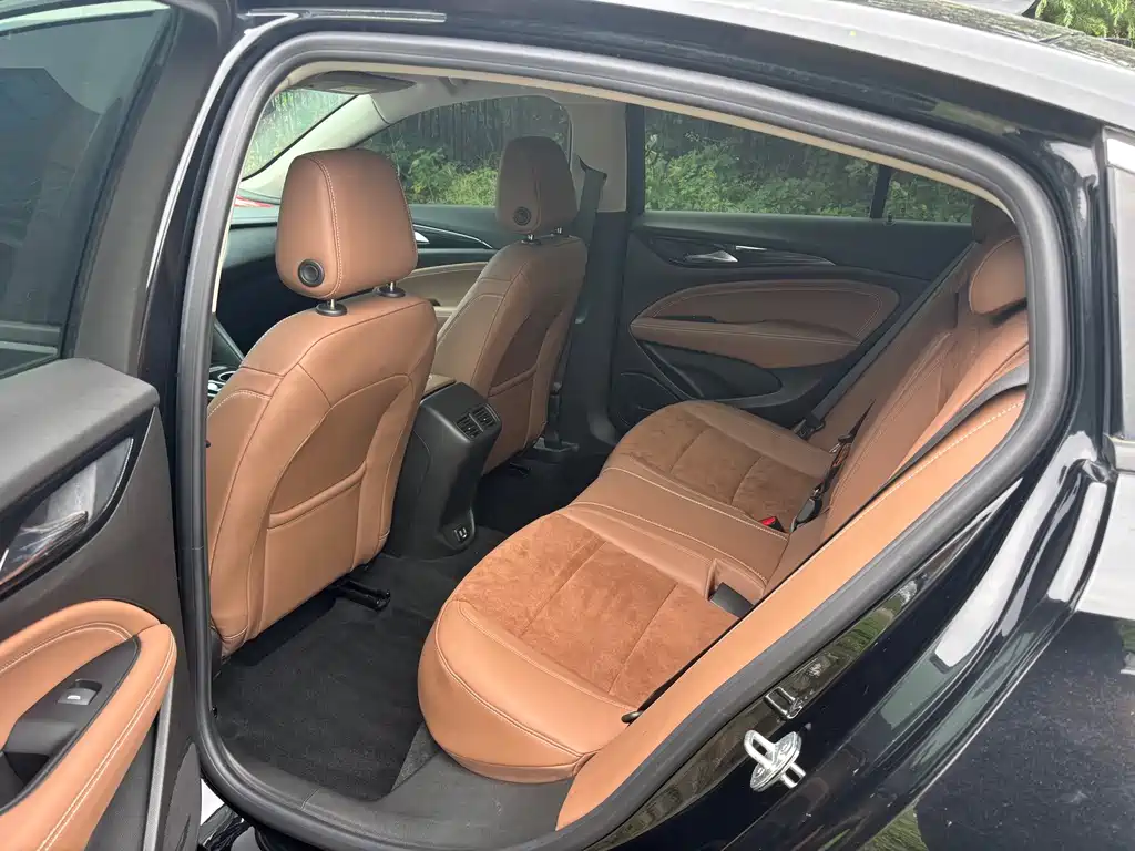 Buick Regal — фото 7