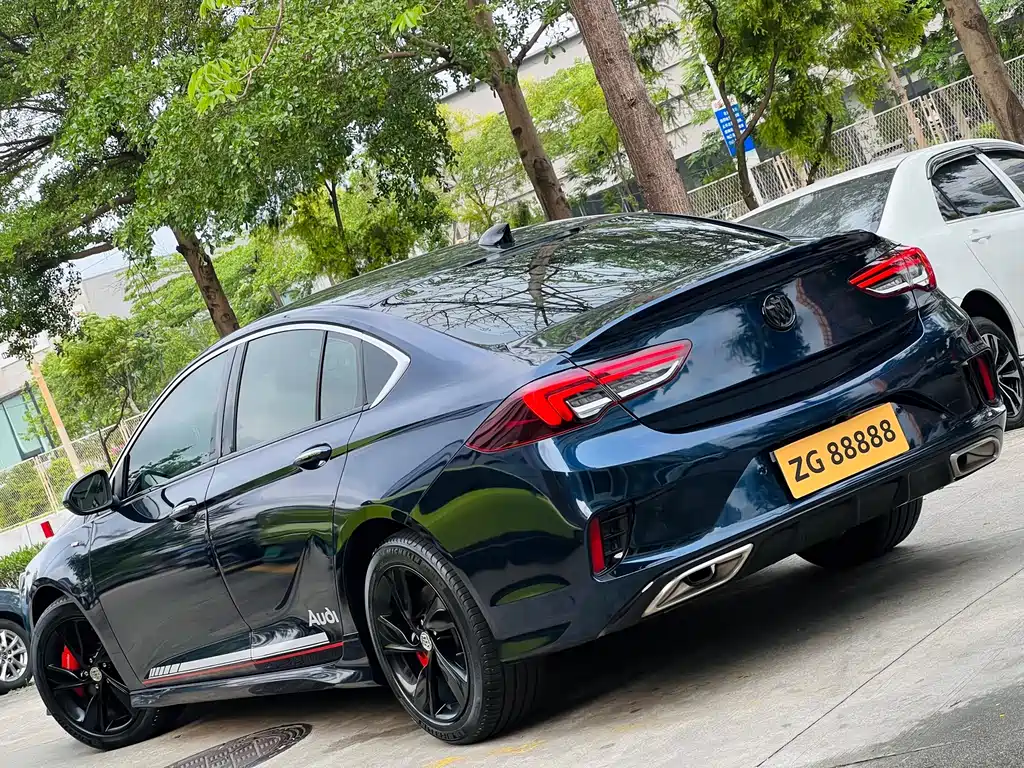 Buick Regal — фото 8