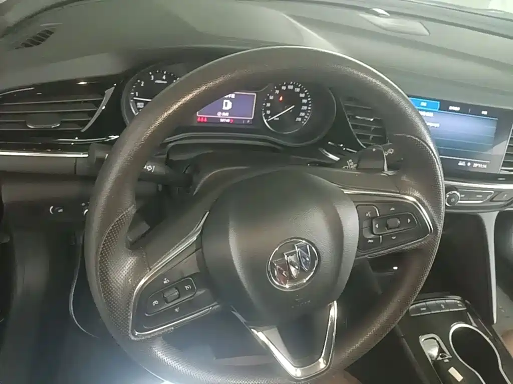 Buick Regal — фото 11
