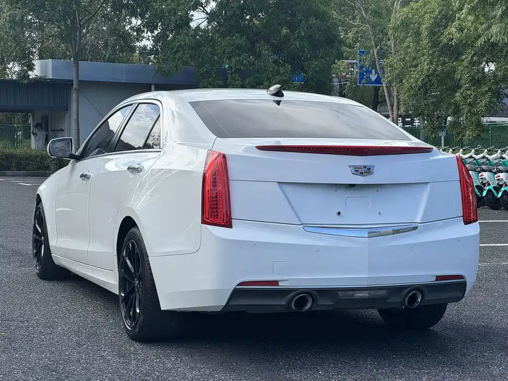 Cadillac ATS-L — фото 3