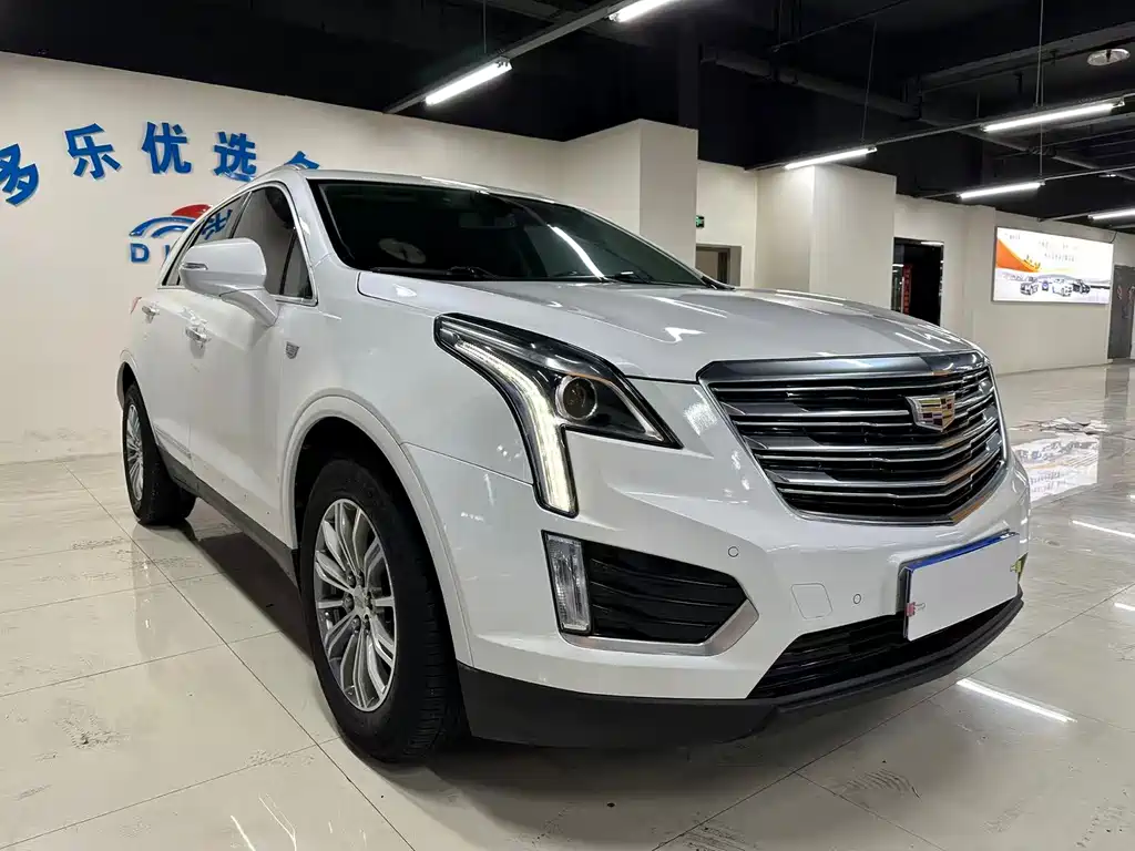 Cadillac XT5 — фото 3