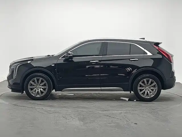 Cadillac XT4 — фото 3