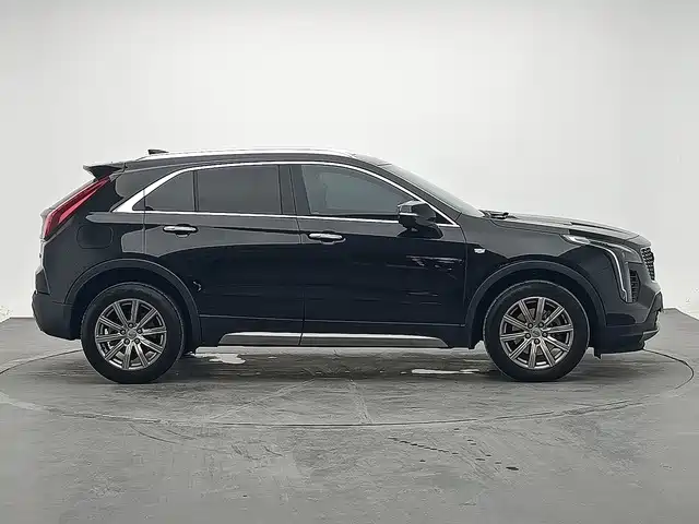 Cadillac XT4 — фото 4
