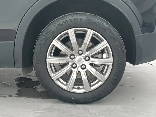 Cadillac XT4 — фото 9