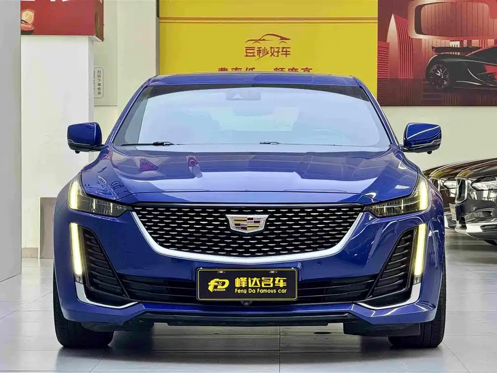 Cadillac CT5 — фото 3