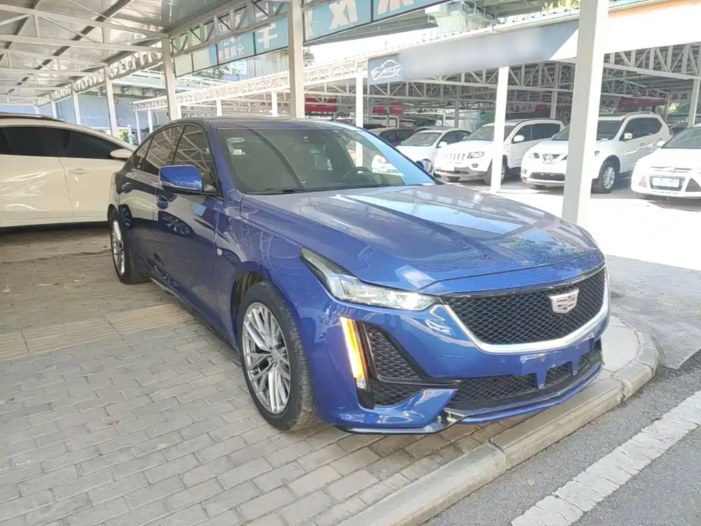 Cadillac CT5 — фото 4