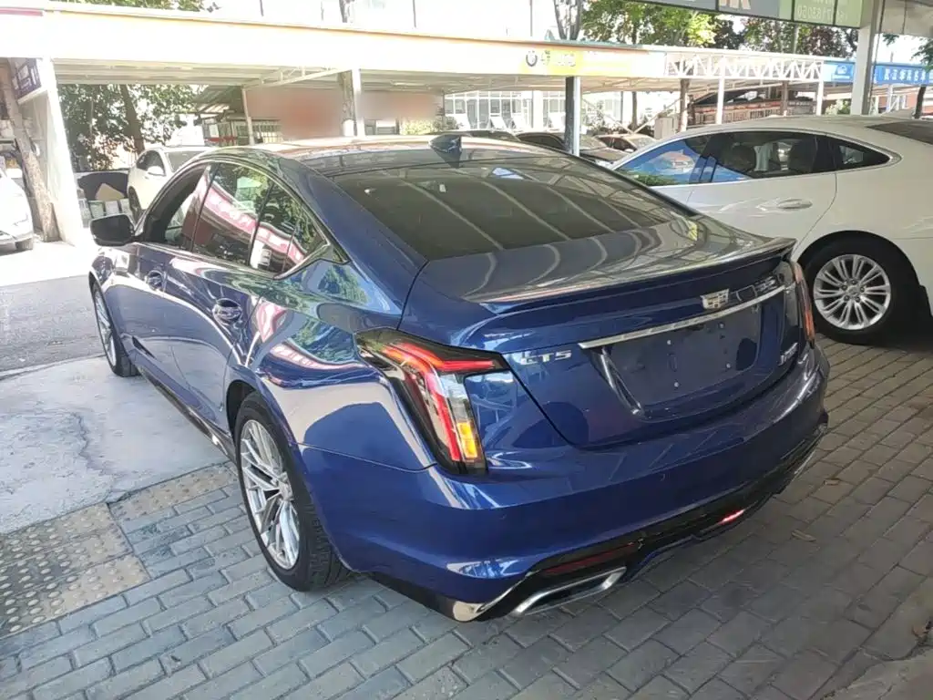 Cadillac CT5 — фото 5