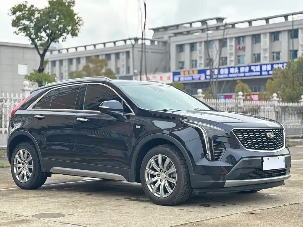 Cadillac XT4 — фото 3