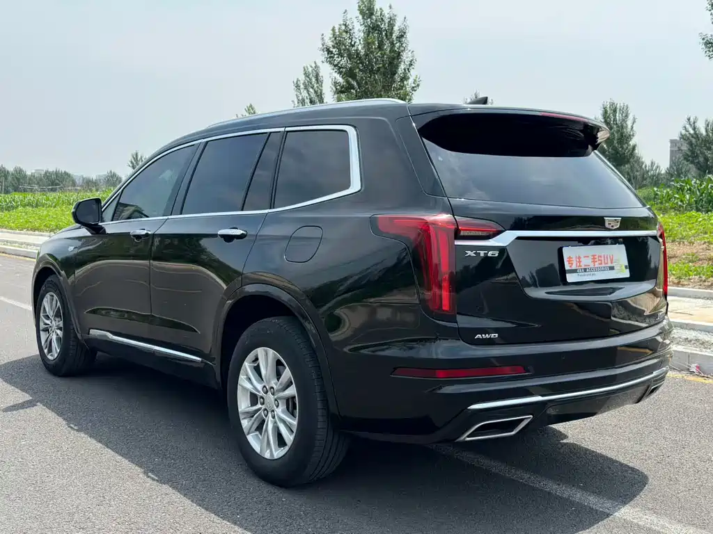 Cadillac XT6 — фото 7