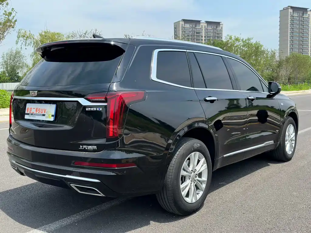 Cadillac XT6 — фото 9