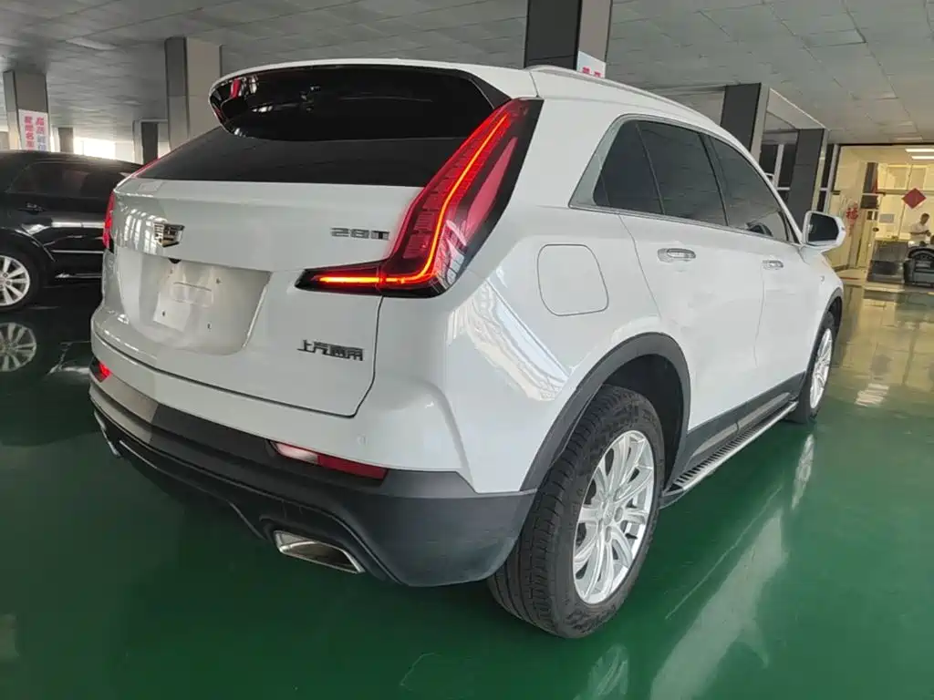 Cadillac XT4 — фото 7