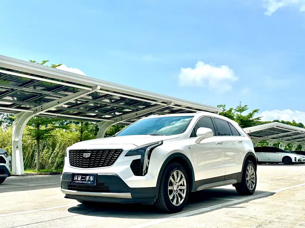 Cadillac XT4 — фото 2