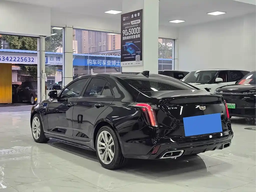 Cadillac CT4 — фото 4