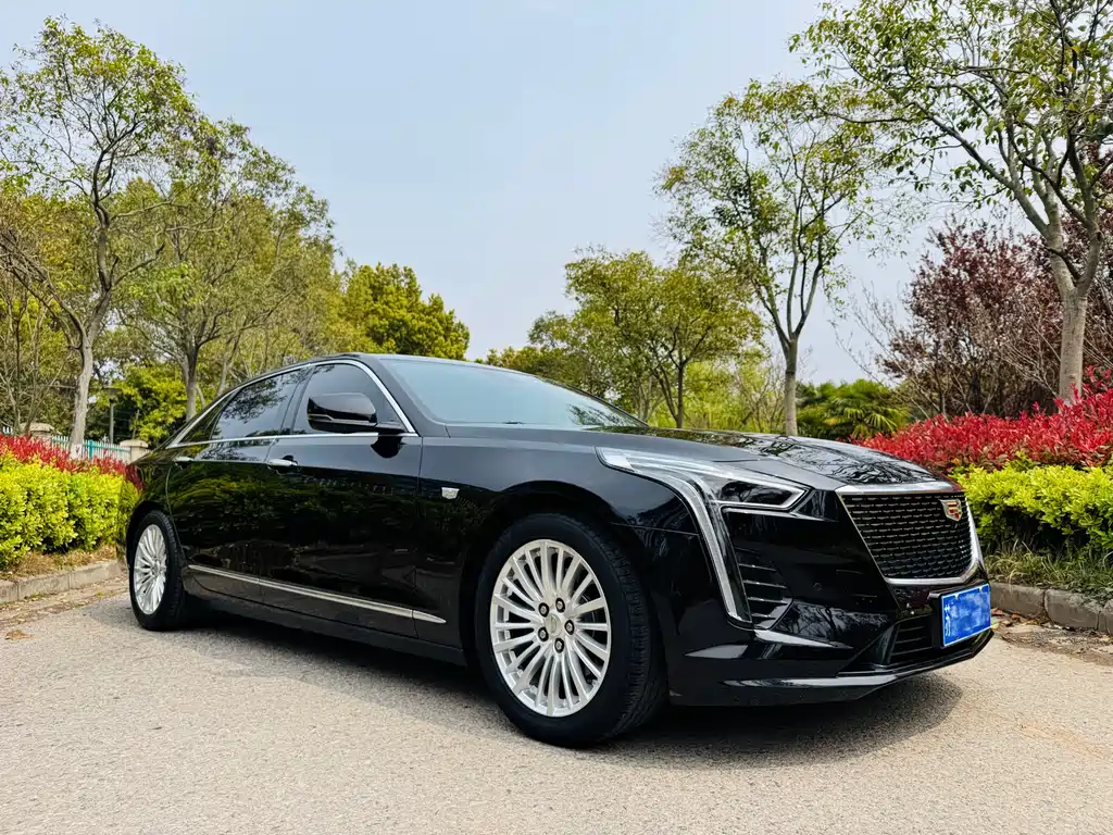 Cadillac CT6 — фото 3