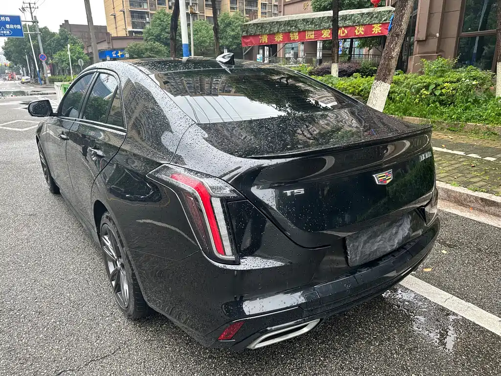 Cadillac CT4 — фото 6
