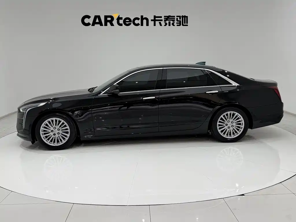 Cadillac CT6 — фото 8