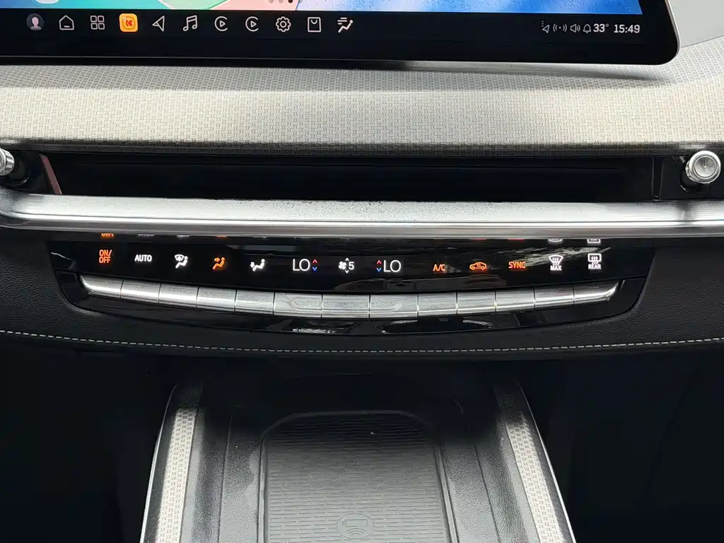 Cadillac XT5 — фото 3
