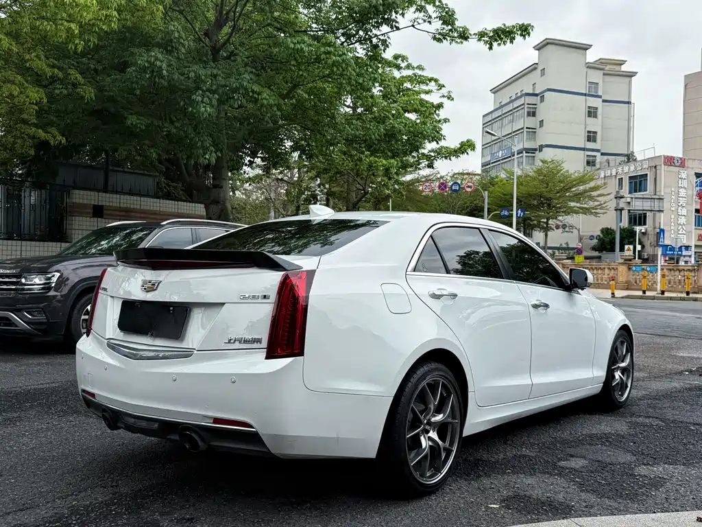 Cadillac ATS-L — фото 7