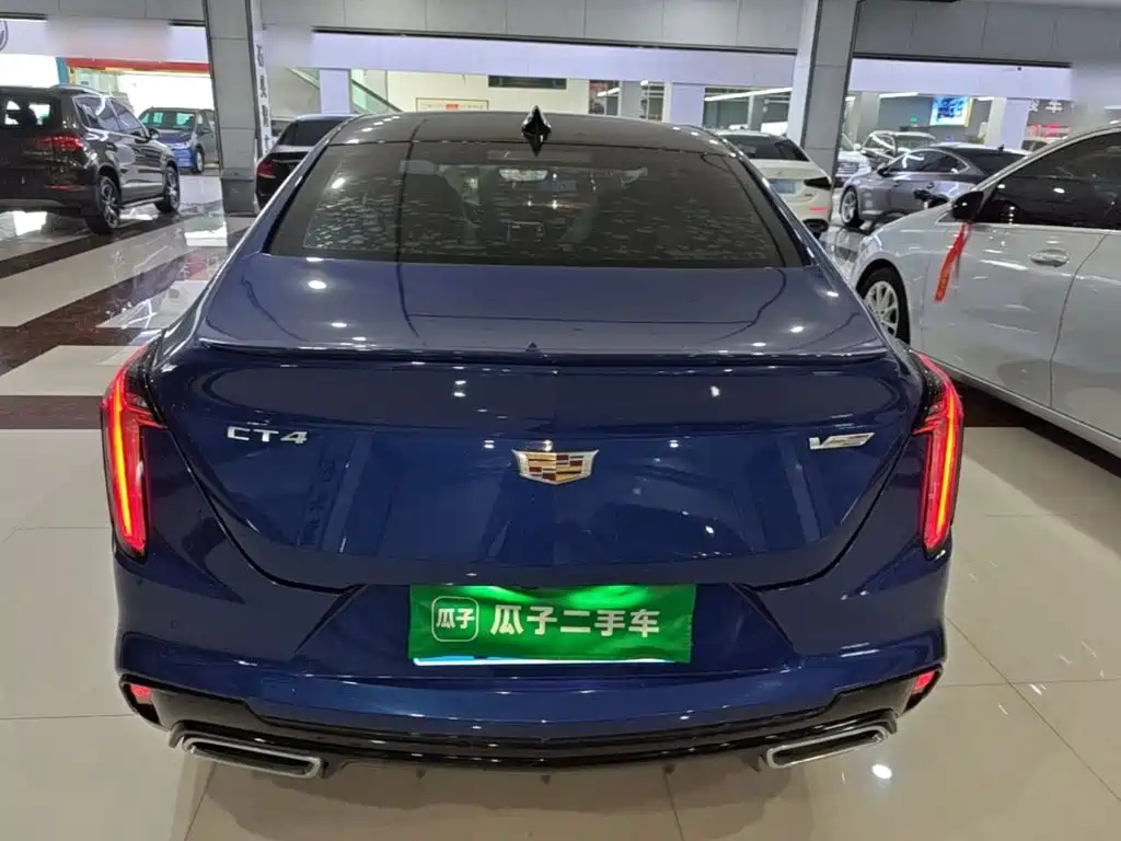 Cadillac CT4 — фото 6