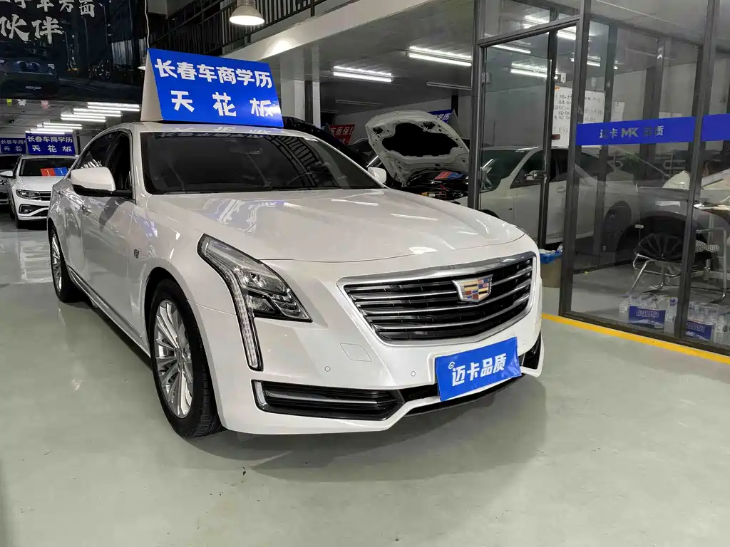 Cadillac CT6 — фото 3