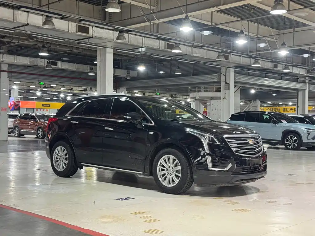 Cadillac XT5 — фото 3