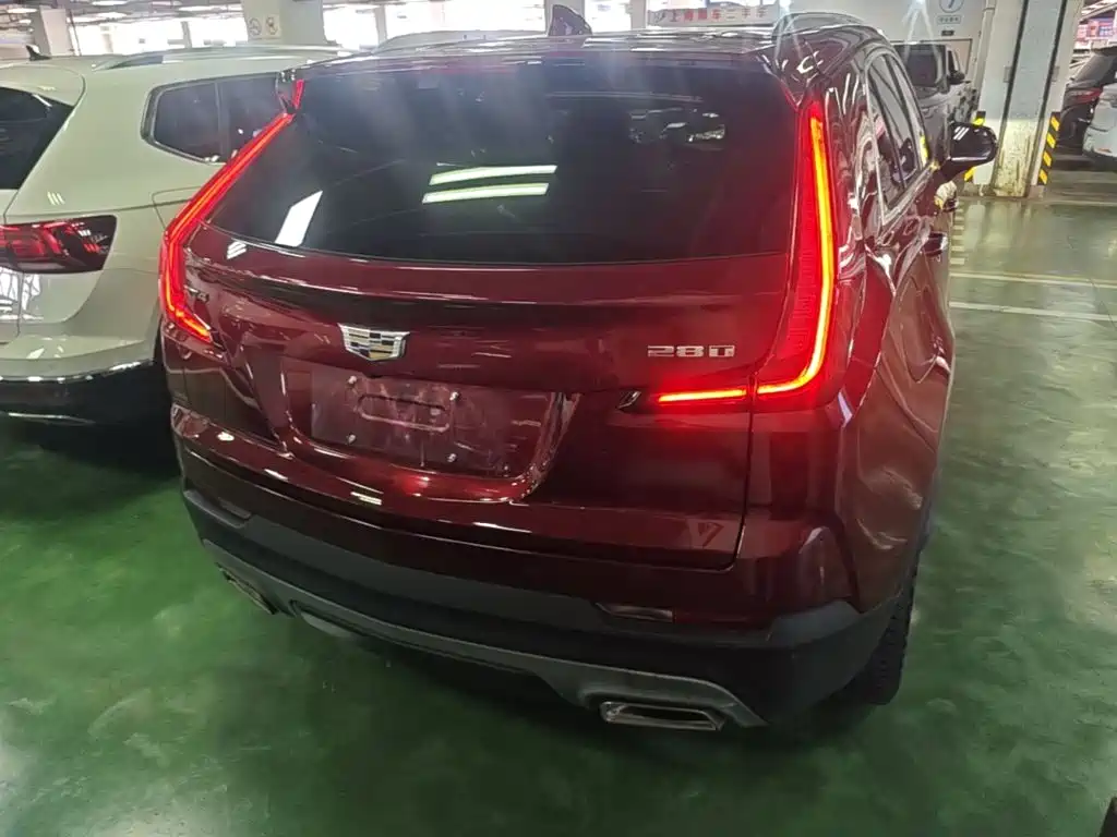 Cadillac XT4 — фото 7