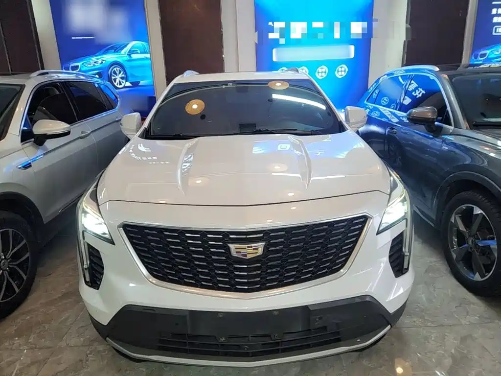 Cadillac XT4 — фото 3