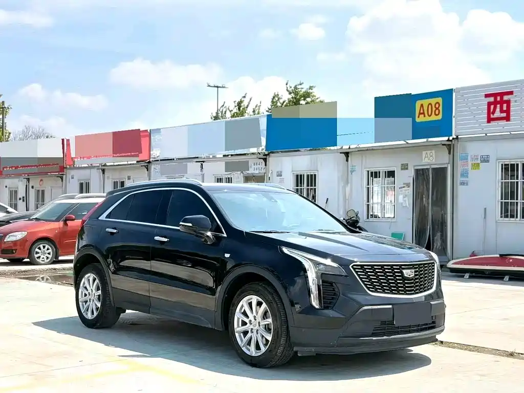 Cadillac XT4 — фото 5