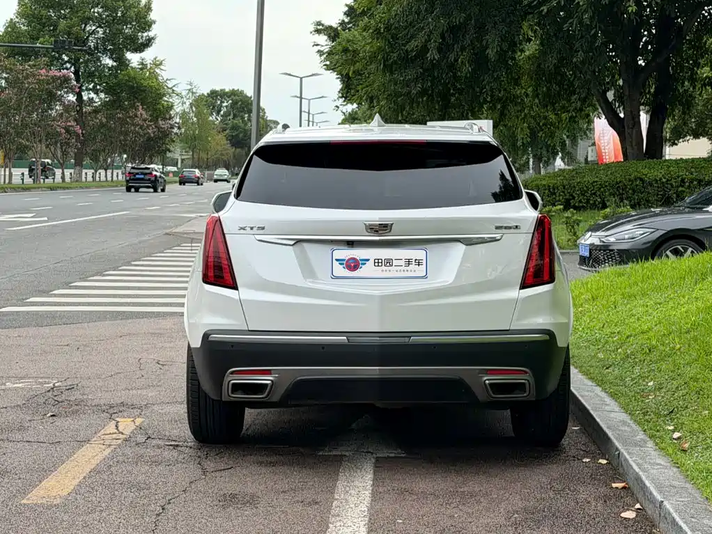 Cadillac XT5 — фото 5