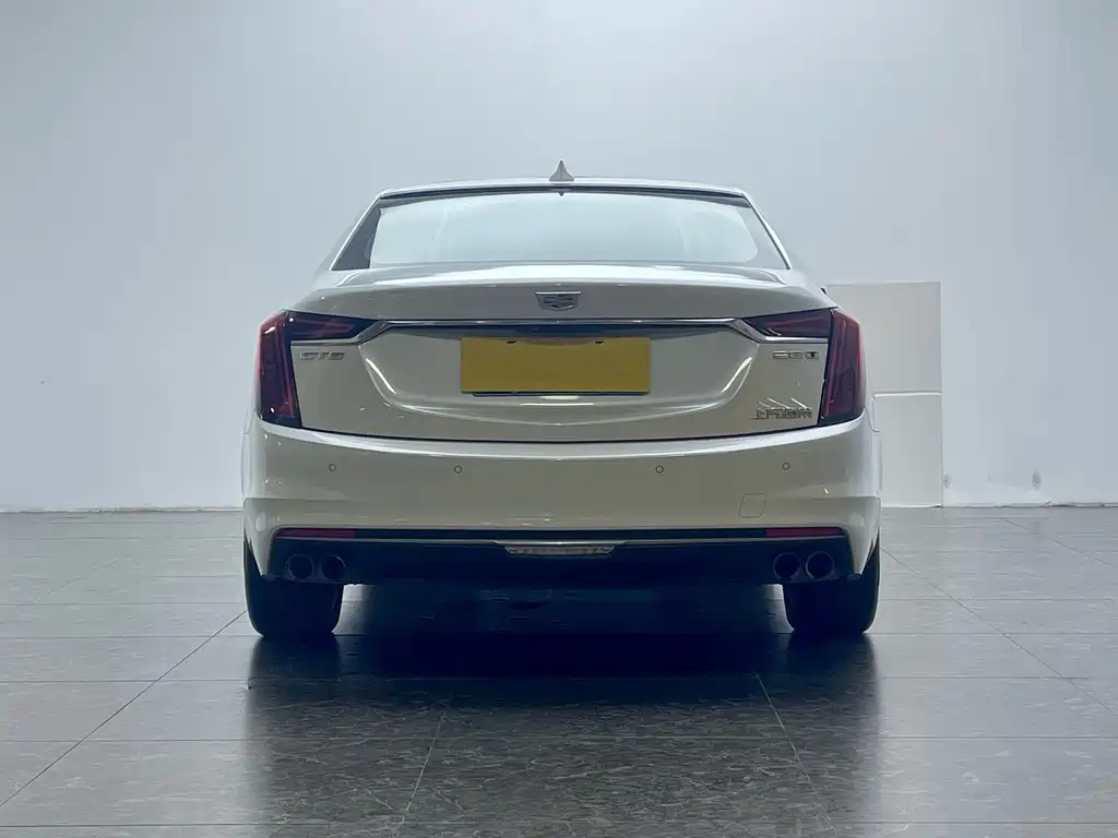 Cadillac CT6 — фото 4