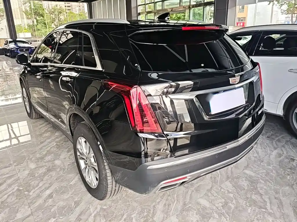 Cadillac XT5 — фото 5