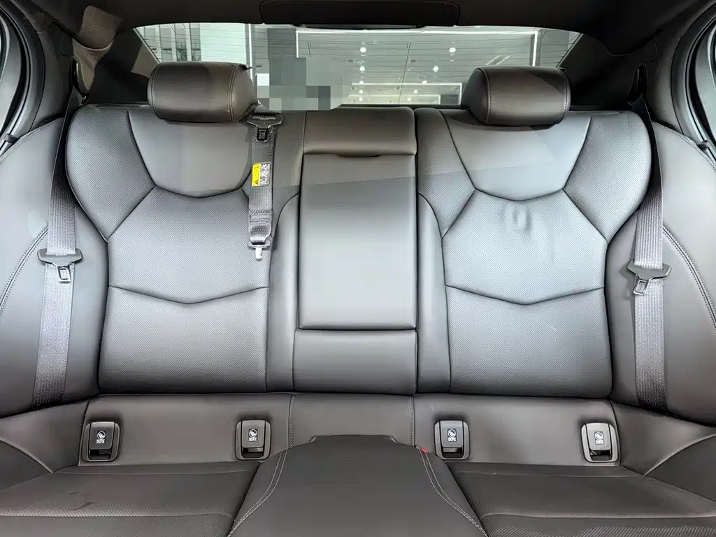 Cadillac CT5 — фото 4