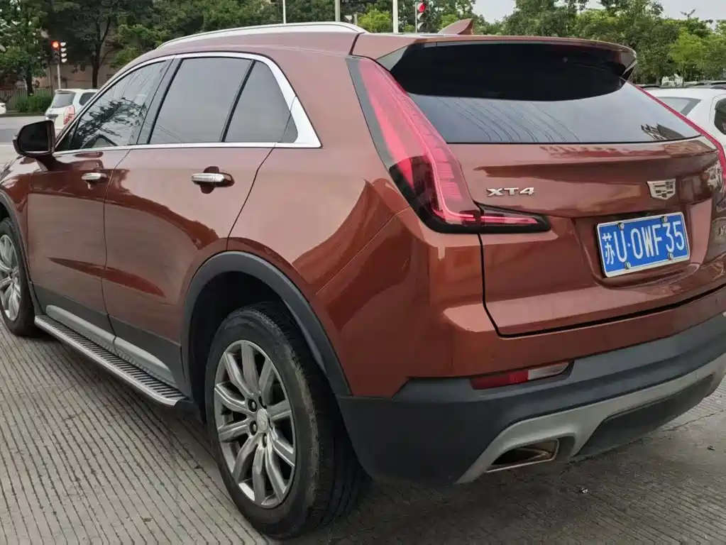 Cadillac XT4 — фото 3
