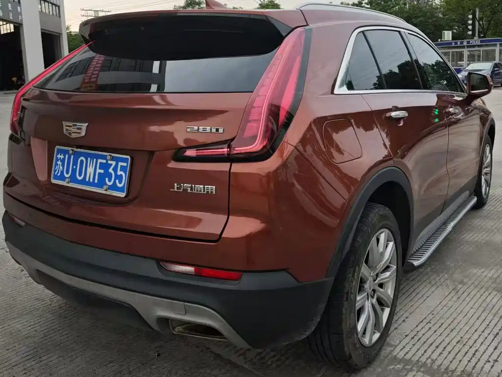 Cadillac XT4 — фото 5