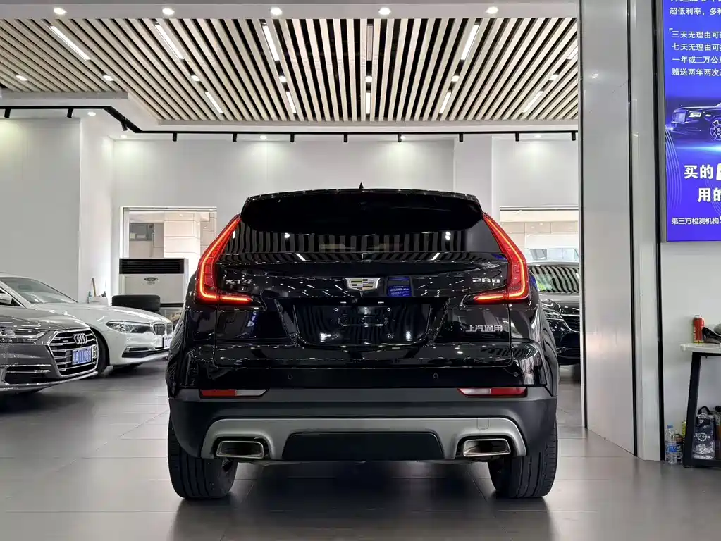 Cadillac XT4 — фото 5