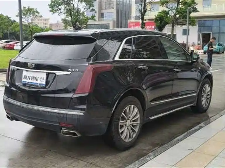 Cadillac XT5 — фото 9