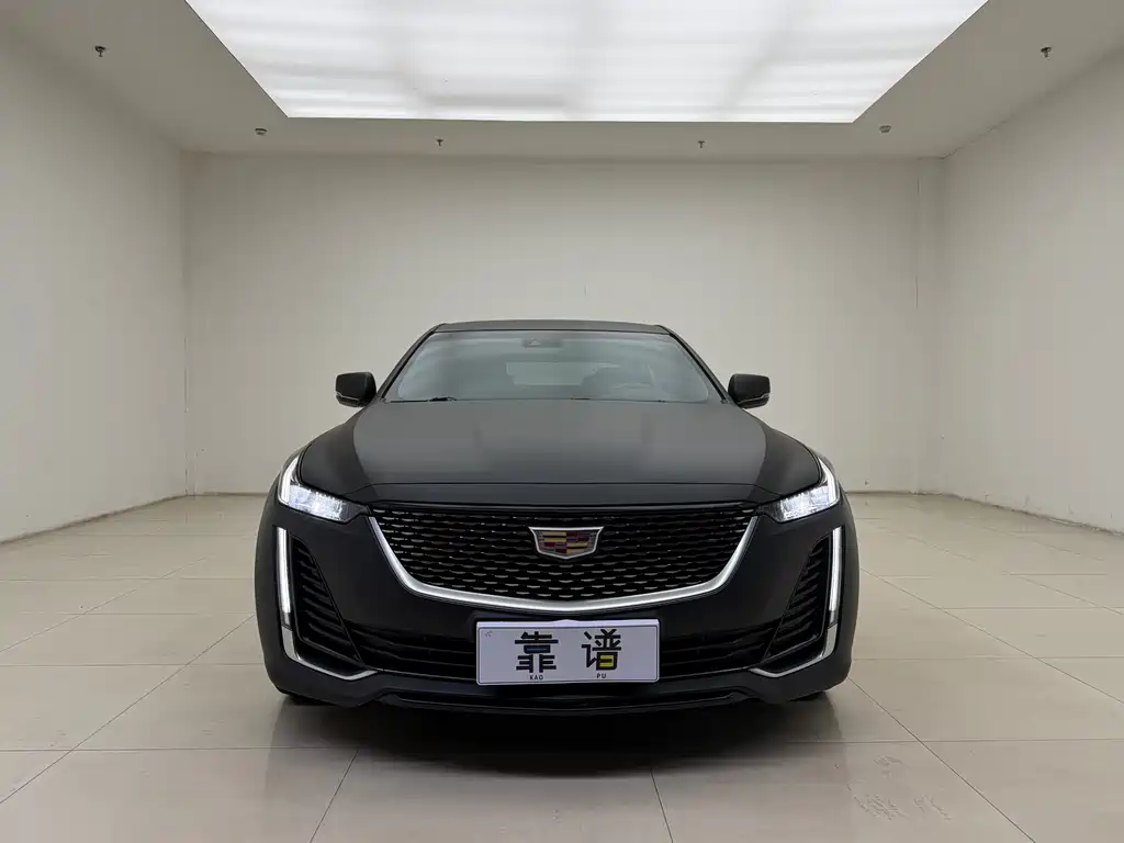Cadillac CT5 — фото 2