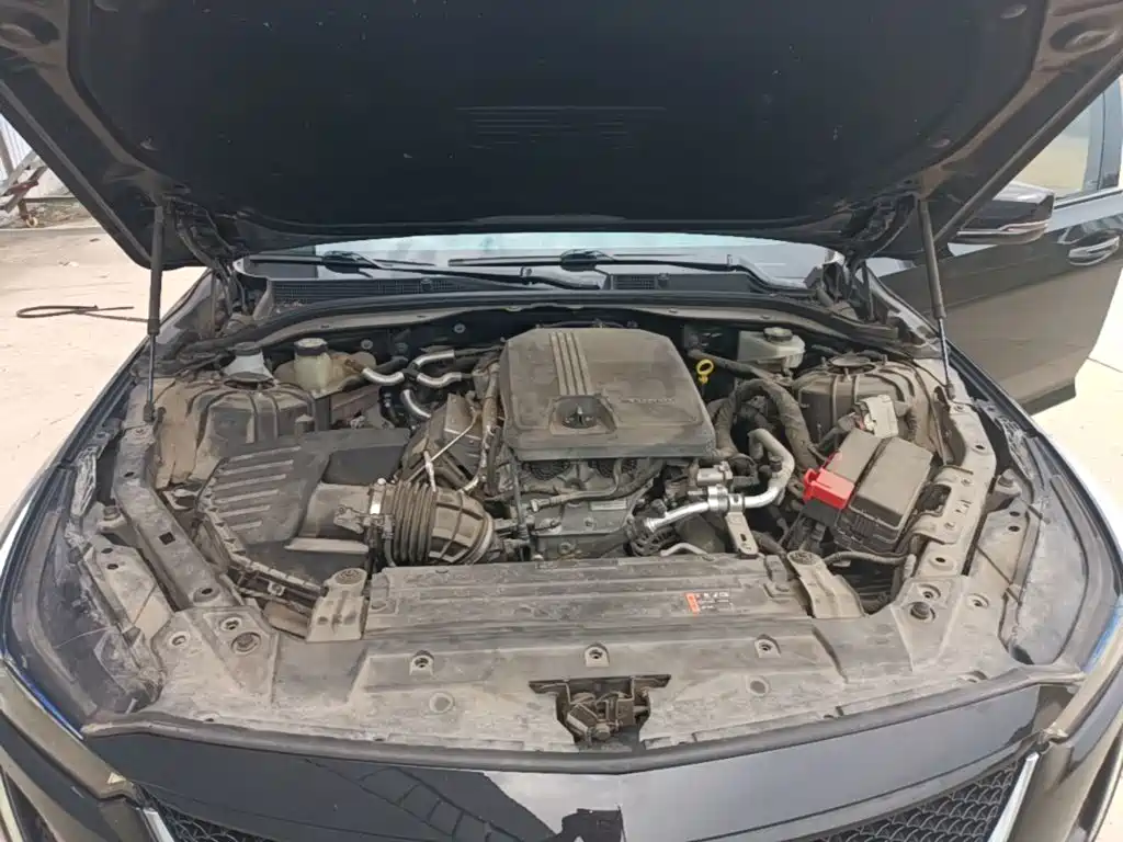 Cadillac CT5 — фото 20