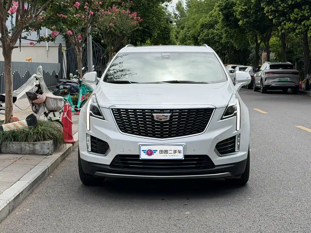 Cadillac XT5 — фото 2