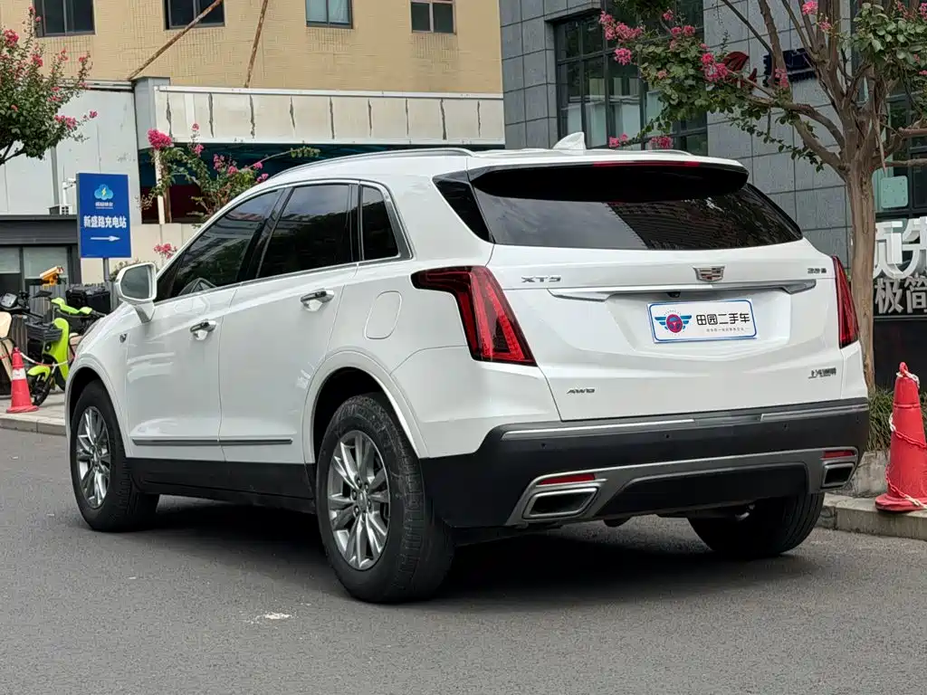 Cadillac XT5 — фото 4